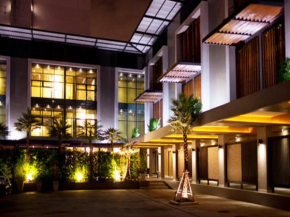 Siam Swana, Bangkok